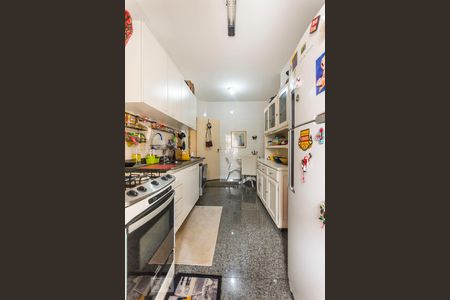 Apartamento à venda com 120m², 3 quartos e 2 vagas Apartamento à venda com 120m², 3 quartos e 2 vagasCozinha