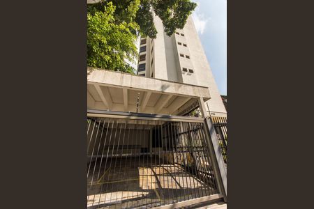 Apartamento à venda com 120m², 3 quartos e 2 vagas Apartamento à venda com 120m², 3 quartos e 2 vagasFachada