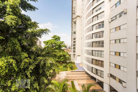 Vista de apartamento à venda com 3 quartos, 120m² em Sumaré, São Paulo