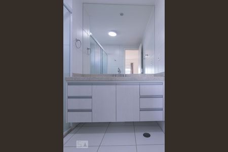 Apartamento para alugar com 78m², 2 quartos e 1 vaga Apartamento para alugar com 78m², 2 quartos e 1 vagaBanheiro Suíte