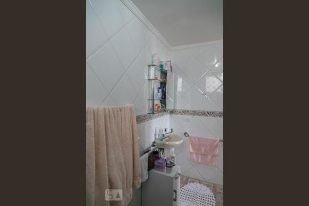 Apartamento à venda com 74m², 2 quartos e 1 vagaBanheiro do Quarto 2 (suite)