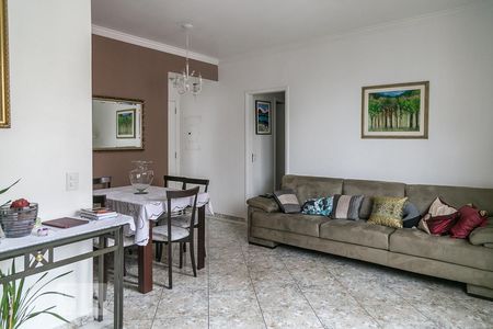 Apartamento à venda com 74m², 2 quartos e 1 vagaSala