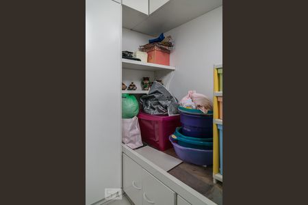 Apartamento à venda com 74m², 2 quartos e 1 vagaQuarto de serviçø