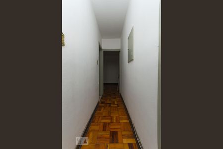Corredor de apartamento à venda com 1 quarto, 80m² em Vila Deodoro, São Paulo