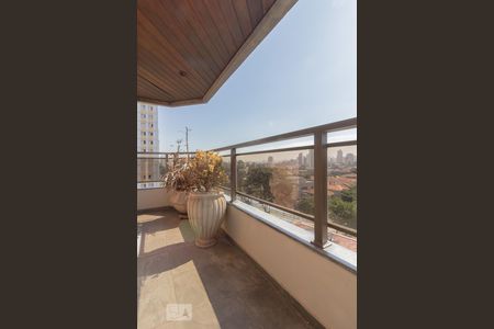 Apartamento à venda com 200m², 4 quartos e 3 vagasVaranda