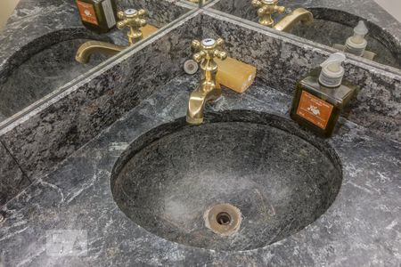 Apartamento à venda com 200m², 4 quartos e 3 vagasLavabo