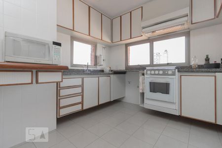 Apartamento à venda com 200m², 4 quartos e 3 vagasCozinha