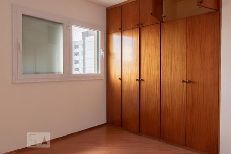Quarto de apartamento para alugar com 1 quarto, 54m² em Vila Guarani (z Sul), São Paulo