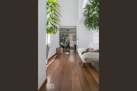 Hall de entrada de apartamento para alugar com 1 quarto, 40m² em Moema, São Paulo