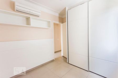 Quarto de apartamento para alugar com 2 quartos, 65m² em Vila Olímpia, São Paulo