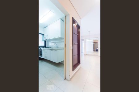 Entrada social de apartamento para alugar com 2 quartos, 65m² em Vila Olímpia, São Paulo