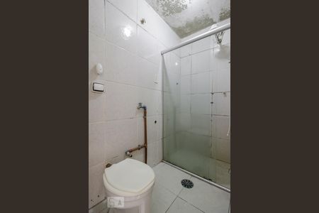 Banheiro de kitnet/studio para alugar com 1 quarto, 40m² em Vila Buarque, São Paulo