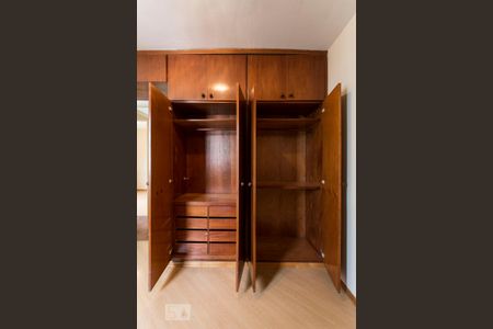 Apartamento à venda com 75m², 3 quartos e 1 vagaQuarto 1