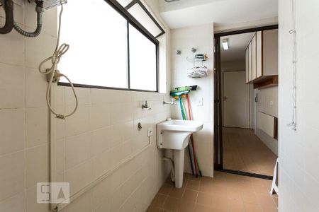 Apartamento à venda com 75m², 3 quartos e 1 vagaÁrea de serviço