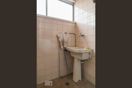 Área de serviço de apartamento à venda com 2 quartos, 56m² em Parque Imperial, São Paulo