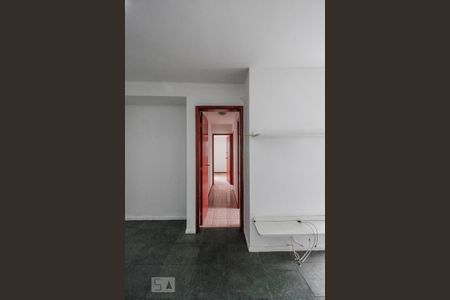 Corredor de apartamento para alugar com 3 quartos, 80m² em Mooca, São Paulo