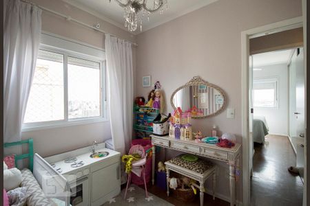 Apartamento à venda com 83m², 3 quartos e 2 vagasQuarto 02