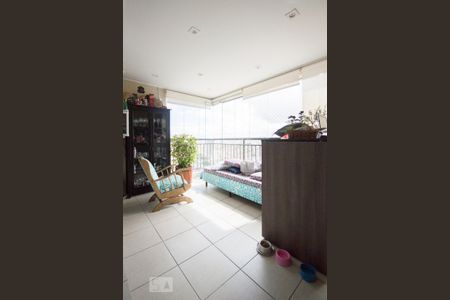 Sacada de apartamento à venda com 3 quartos, 83m² em Jardim Brasil (zona Sul), São Paulo
