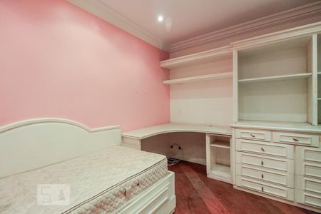 Apartamento à venda com 220m², 4 quartos e 5 vagasQuarto 4