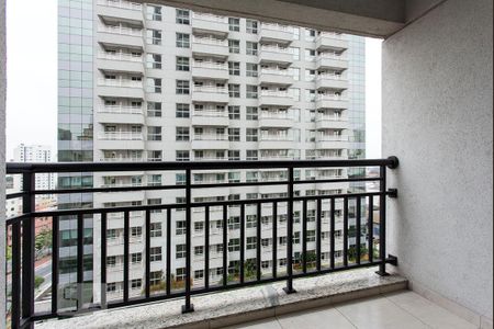 Apartamento à venda com 57m², 2 quartos e 1 vaga Apartamento à venda com 57m², 2 quartos e 1 vagaVaranda