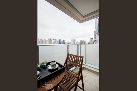 Sacada de apartamento para alugar com 1 quarto, 33m² em Santo Amaro, São Paulo