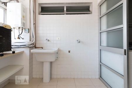 Apartamento para alugar com 150m², 3 quartos e 1 vagaÁrea de Serviço