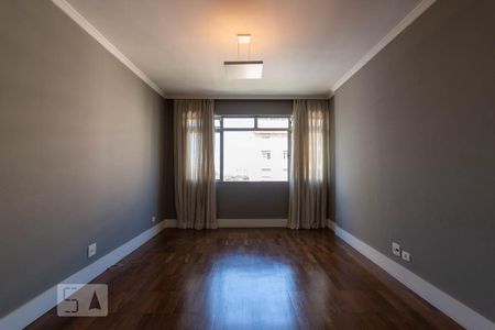 Apartamento para alugar com 150m², 3 quartos e 1 vagaSala