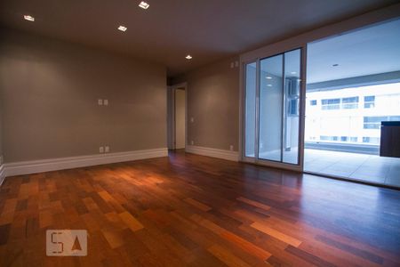 Apartamento para alugar com 76m², 2 quartos e 2 vagas Apartamento para alugar com 76m², 2 quartos e 2 vagasSala