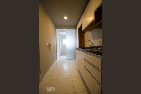 Apartamento para alugar com 76m², 2 quartos e 2 vagas Apartamento para alugar com 76m², 2 quartos e 2 vagasCozinha