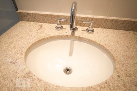 Apartamento para alugar com 76m², 2 quartos e 2 vagas Apartamento para alugar com 76m², 2 quartos e 2 vagasPia