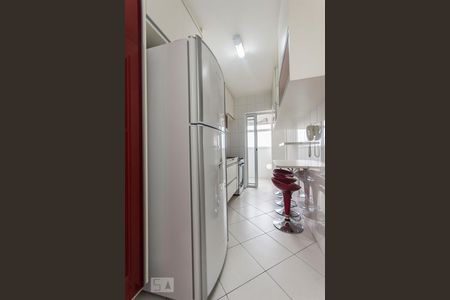 Apartamento à venda com 65m², 2 quartos e 2 vagasCozinha