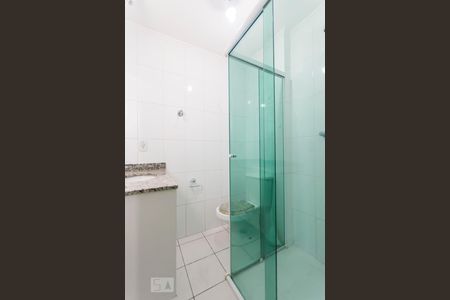 Apartamento à venda com 65m², 2 quartos e 2 vagasBanheiro suite