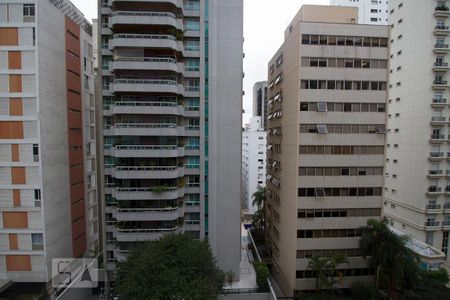 Apartamento à venda com 135m², 3 quartos e 1 vagaVista da suite