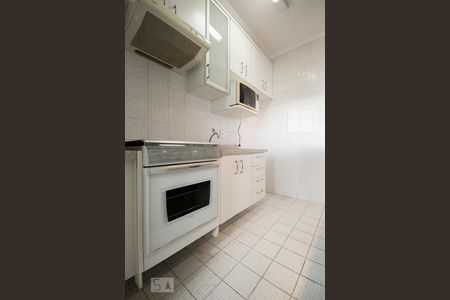 Cozinha de apartamento à venda com 2 quartos, 68m² em Vila Guarani (z Sul), São Paulo