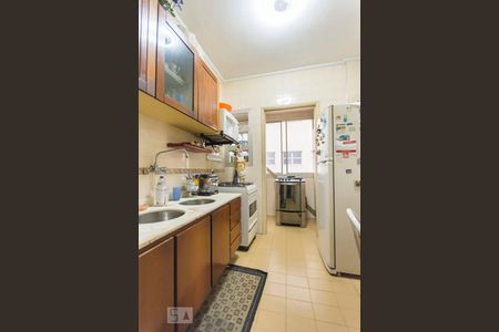 Cozinha de apartamento para alugar com 1 quarto, 52m² em Santa Cecília, São Paulo