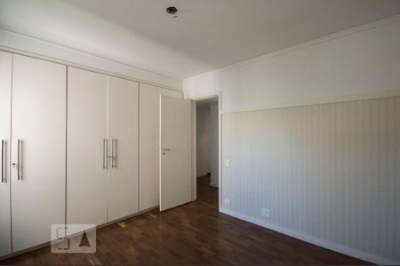 Apartamento para alugar com 119m², 3 quartos e 1 vagaQuarto 
