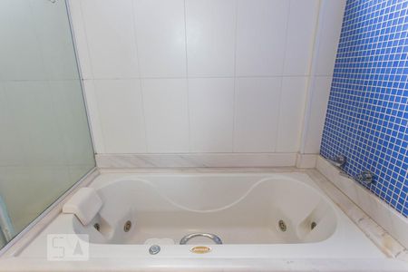 Apartamento para alugar com 100m², 2 quartos e 1 vaga Apartamento para alugar com 100m², 2 quartos e 1 vagaBanheiro Suíte