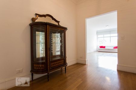 Sala de apartamento para alugar com 2 quartos, 100m² em Jardim Paulista, São Paulo