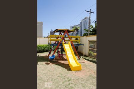Apartamento à venda com 60m², 3 quartos e 1 vagaDependências do prédio - playground