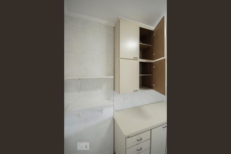 Detalhe Cozinha de apartamento à venda com 2 quartos, 72m² em Brooklin Paulista, São Paulo