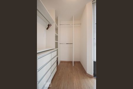 Closet de apartamento para alugar com 1 quarto, 102m² em Campo Belo, São Paulo