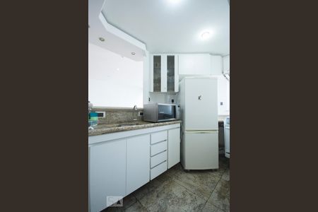 Cozinha de apartamento para alugar com 1 quarto, 102m² em Campo Belo, São Paulo