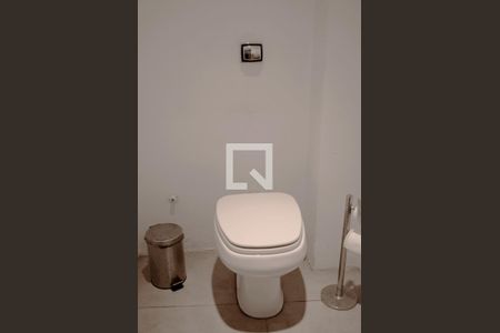 Apartamento à venda com 130m², 1 quarto e sem vagaLavabo