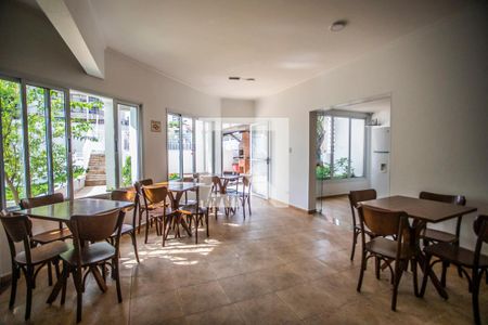 Apartamento à venda com 87m², 2 quartos e 1 vaga Apartamento à venda com 87m², 2 quartos e 1 vagaÁrea comum - Salão de festas