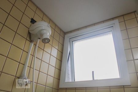 Apartamento à venda com 87m², 2 quartos e 1 vaga Apartamento à venda com 87m², 2 quartos e 1 vagaBanheiro