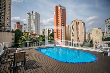 Apartamento à venda com 87m², 2 quartos e 1 vaga Apartamento à venda com 87m², 2 quartos e 1 vagaÁrea comum - Piscina
