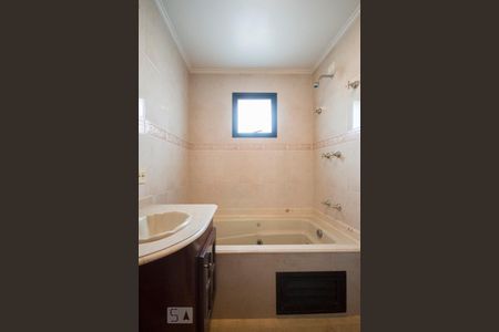 Apartamento para alugar com 150m², 3 quartos e 2 vagasBanheiro