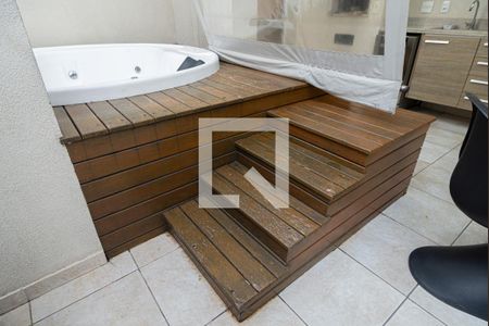 Apartamento à venda com 70m², 1 quarto e 2 vagas Apartamento à venda com 70m², 1 quarto e 2 vagasTerraço - Ofurô