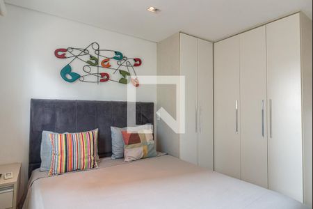 Apartamento à venda com 70m², 1 quarto e 2 vagas Apartamento à venda com 70m², 1 quarto e 2 vagasSuíte