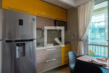 Apartamento à venda com 70m², 1 quarto e 2 vagas Apartamento à venda com 70m², 1 quarto e 2 vagasCozinha